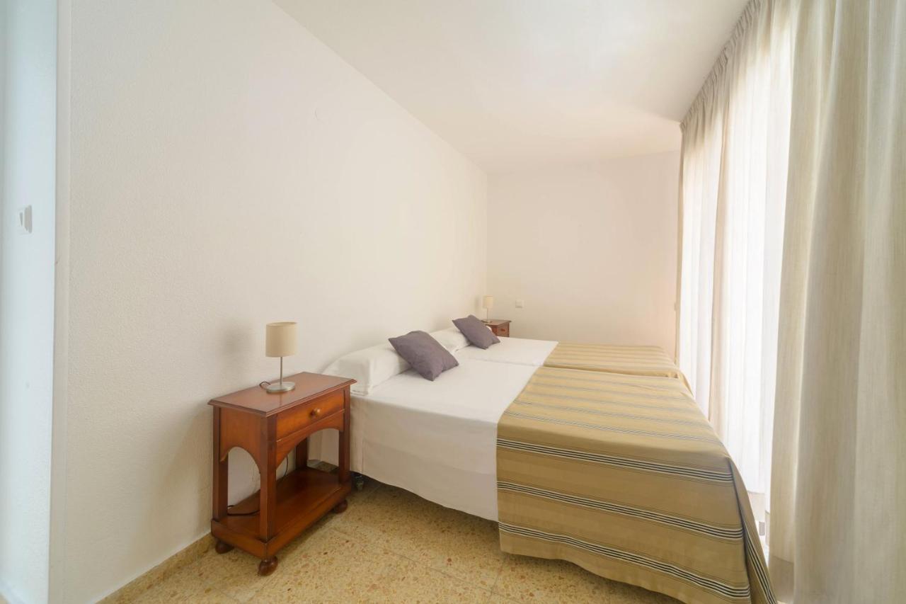 Three-Bedroom Apartment,1237301416:JPEG