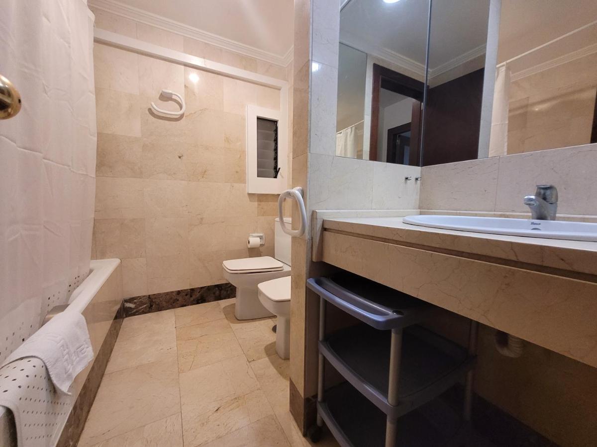 One-Bedroom Apartment 2