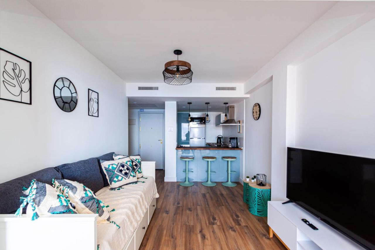 Two-Bedroom Apartment Sea View