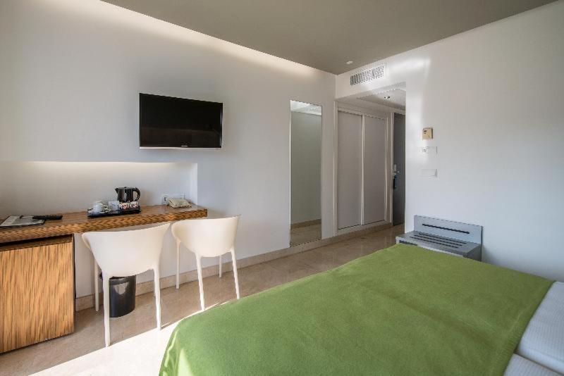 Classic Room Terrace