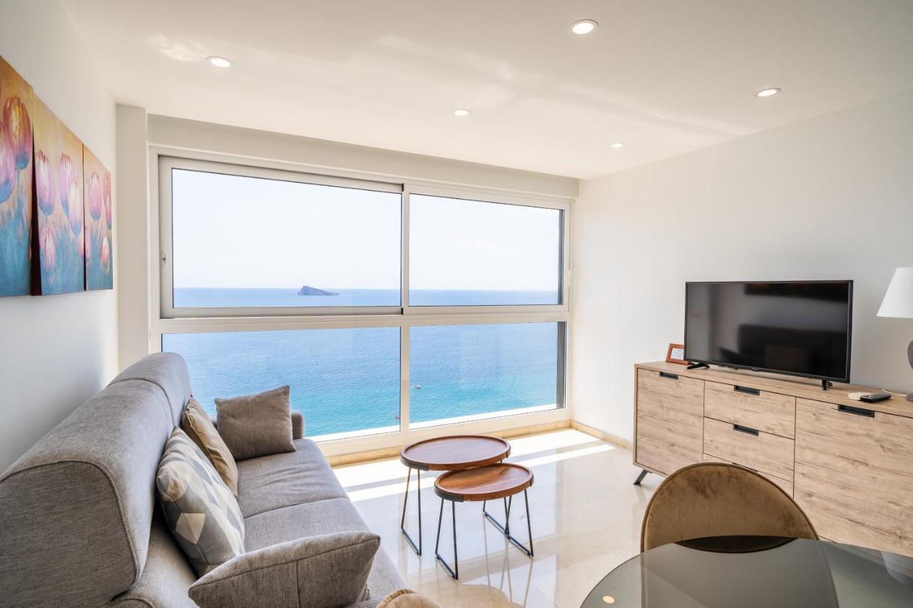One-Bedroom Apartment 19D