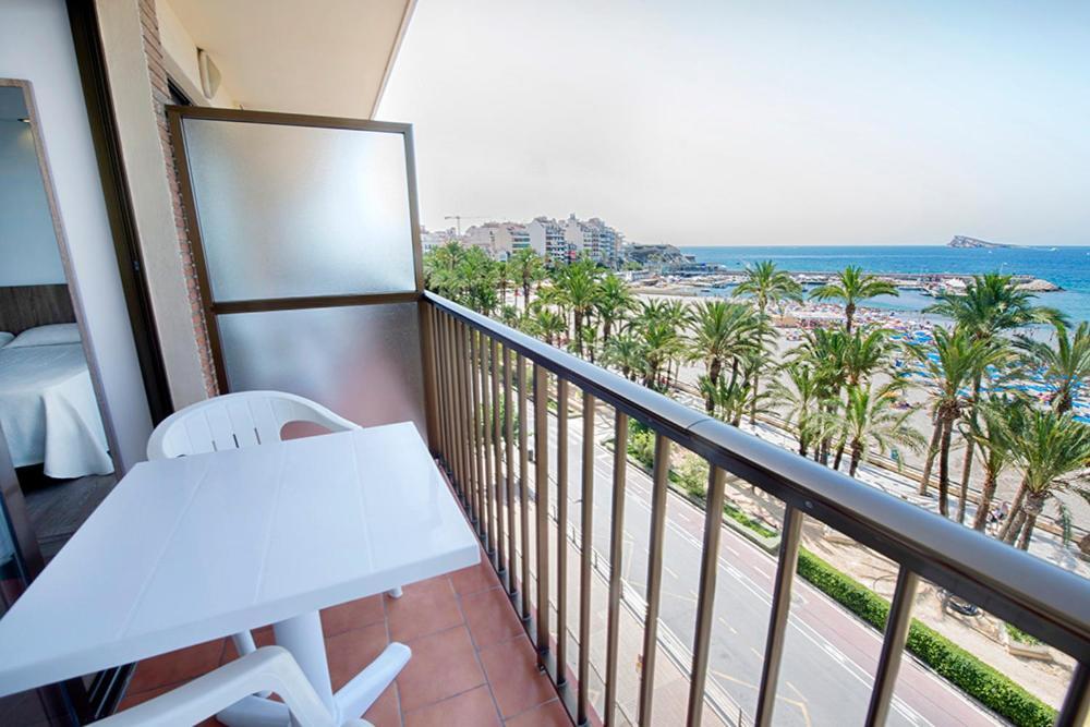 Double or Twin Room Sea View