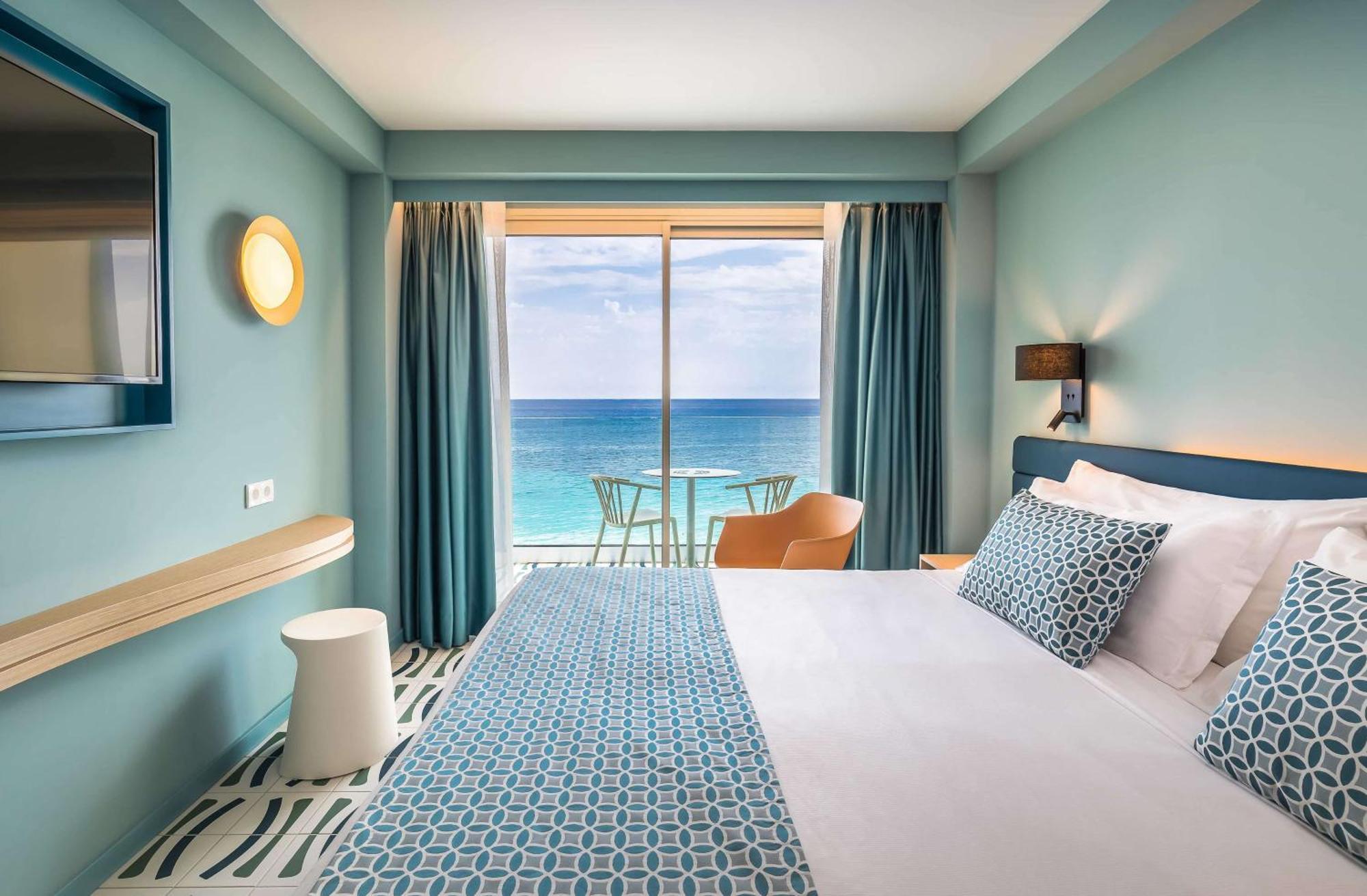 Superior Double or Twin Room Sea View