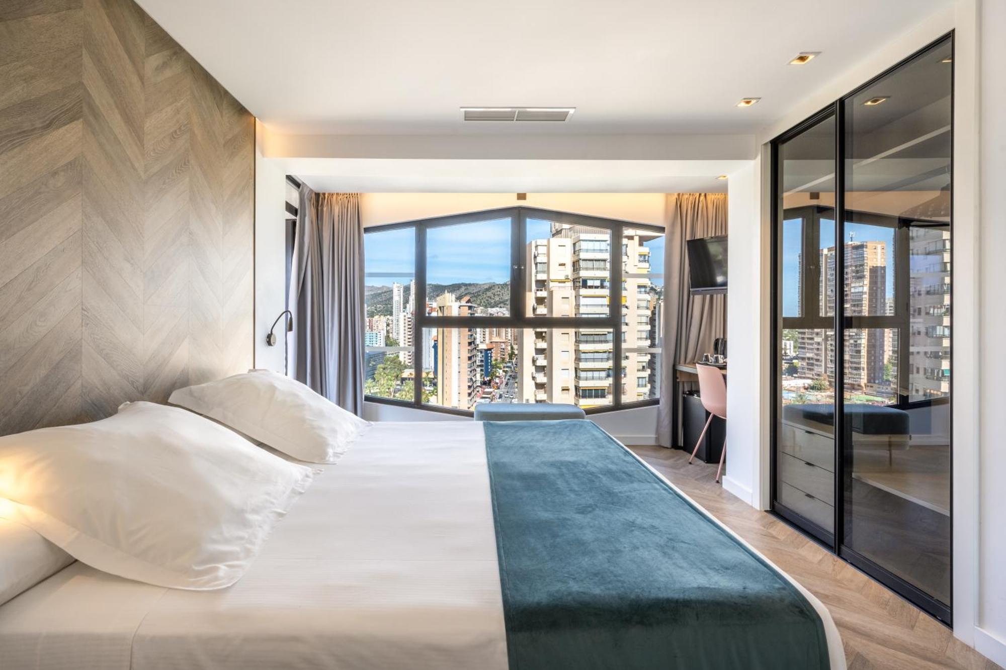 Classic Double Room City View