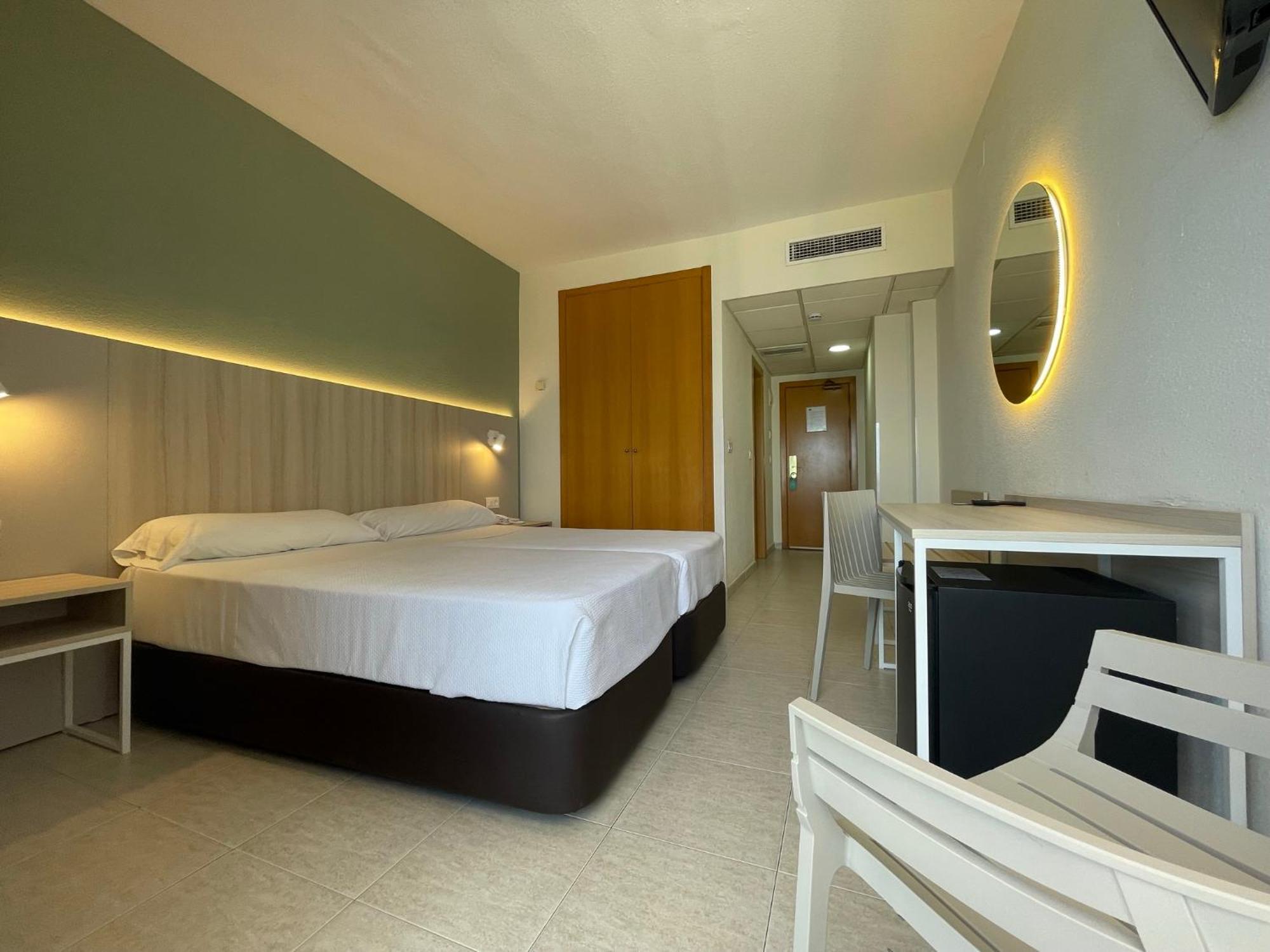 Double or Twin Room Balcony