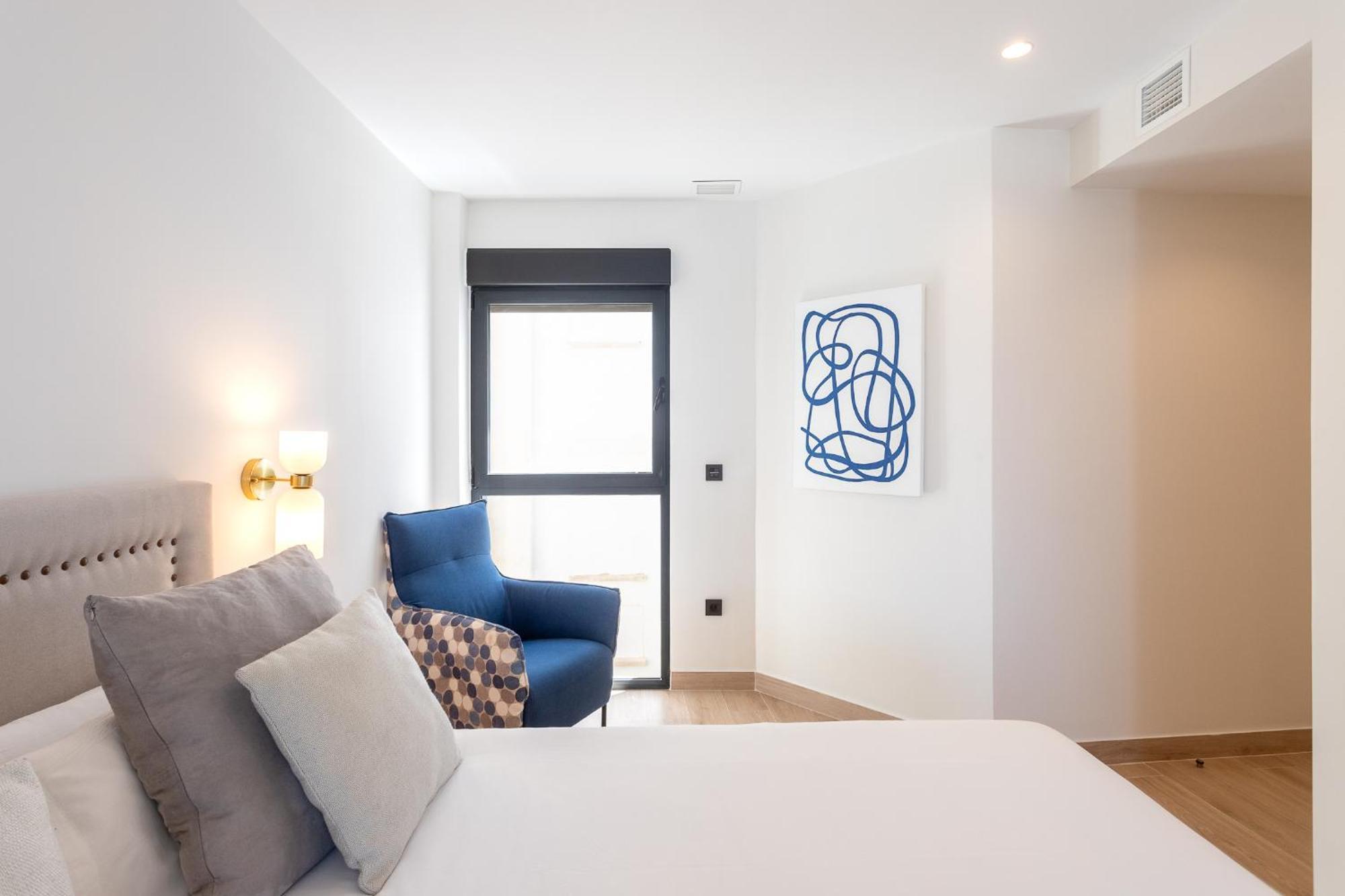 One-Bedroom Apartment Balcony Sea View