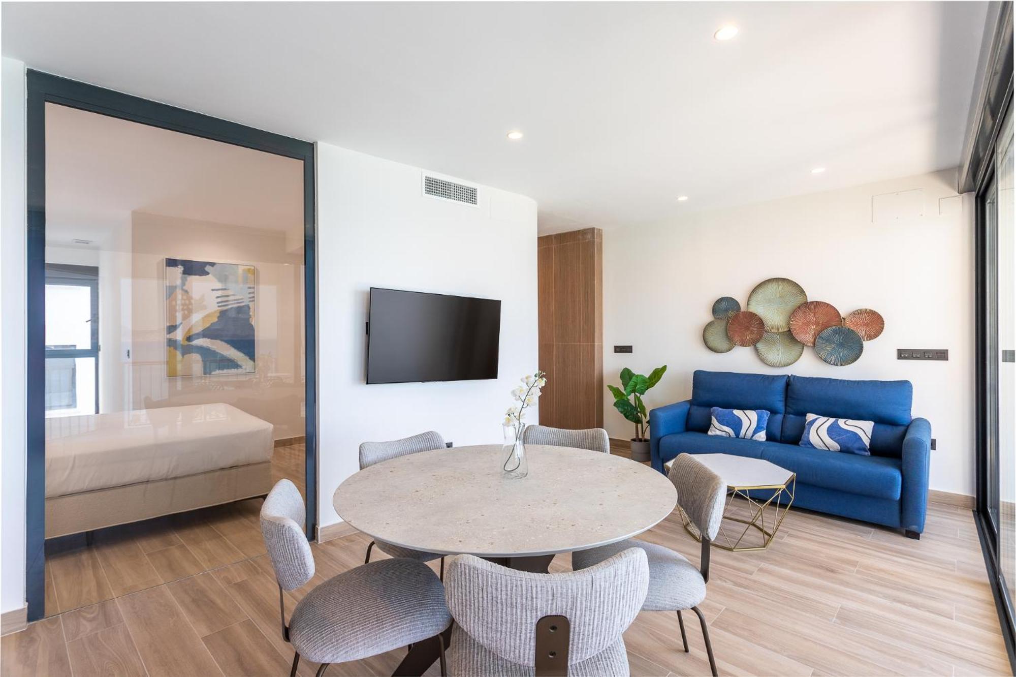 Two-Bedroom Apartment Sea View