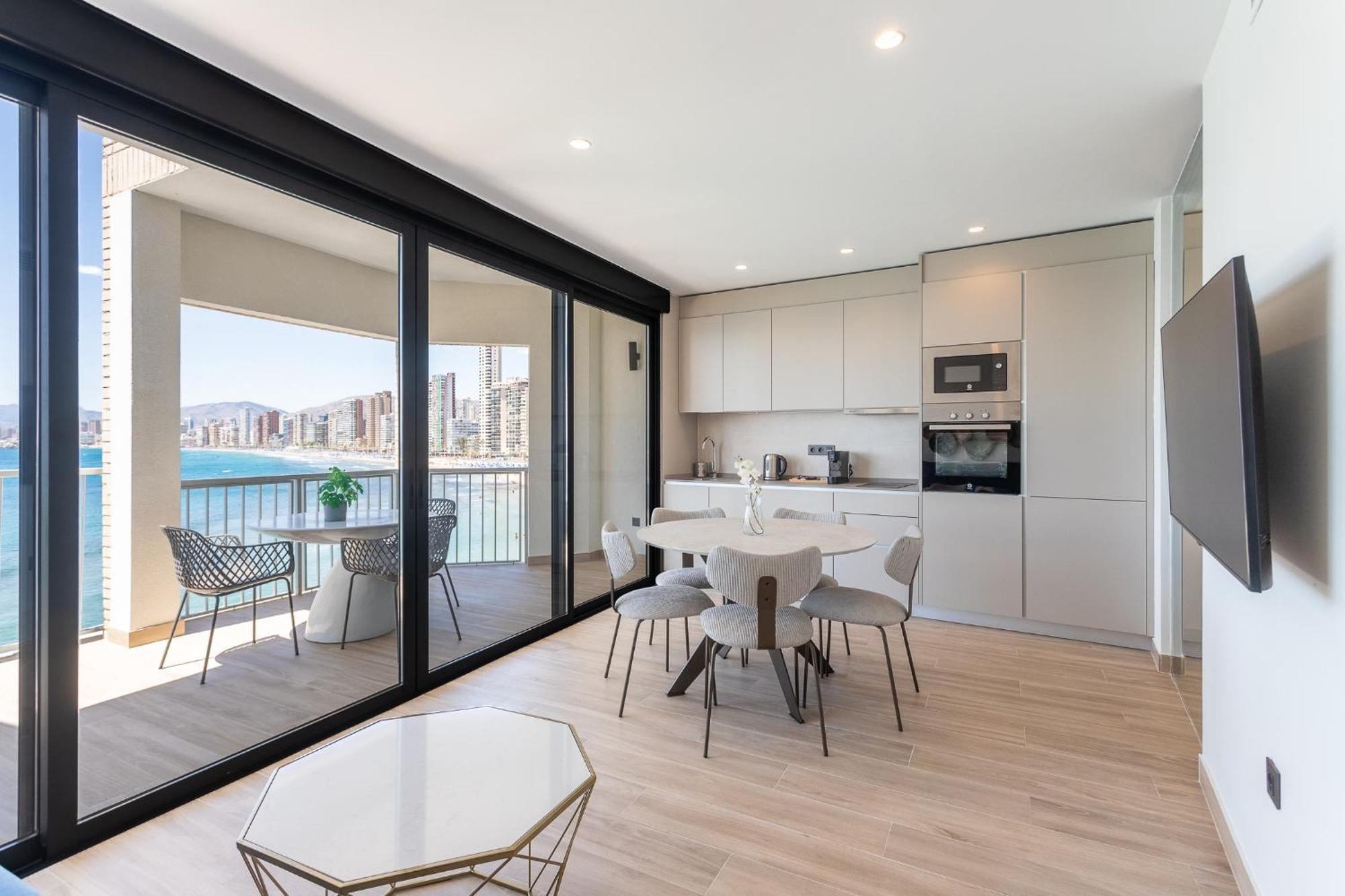 Two-Bedroom Apartment Sea View
