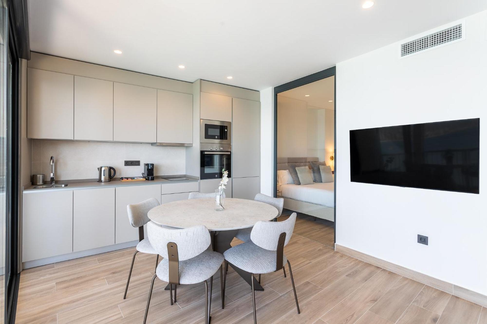 Two-Bedroom Apartment Sea View