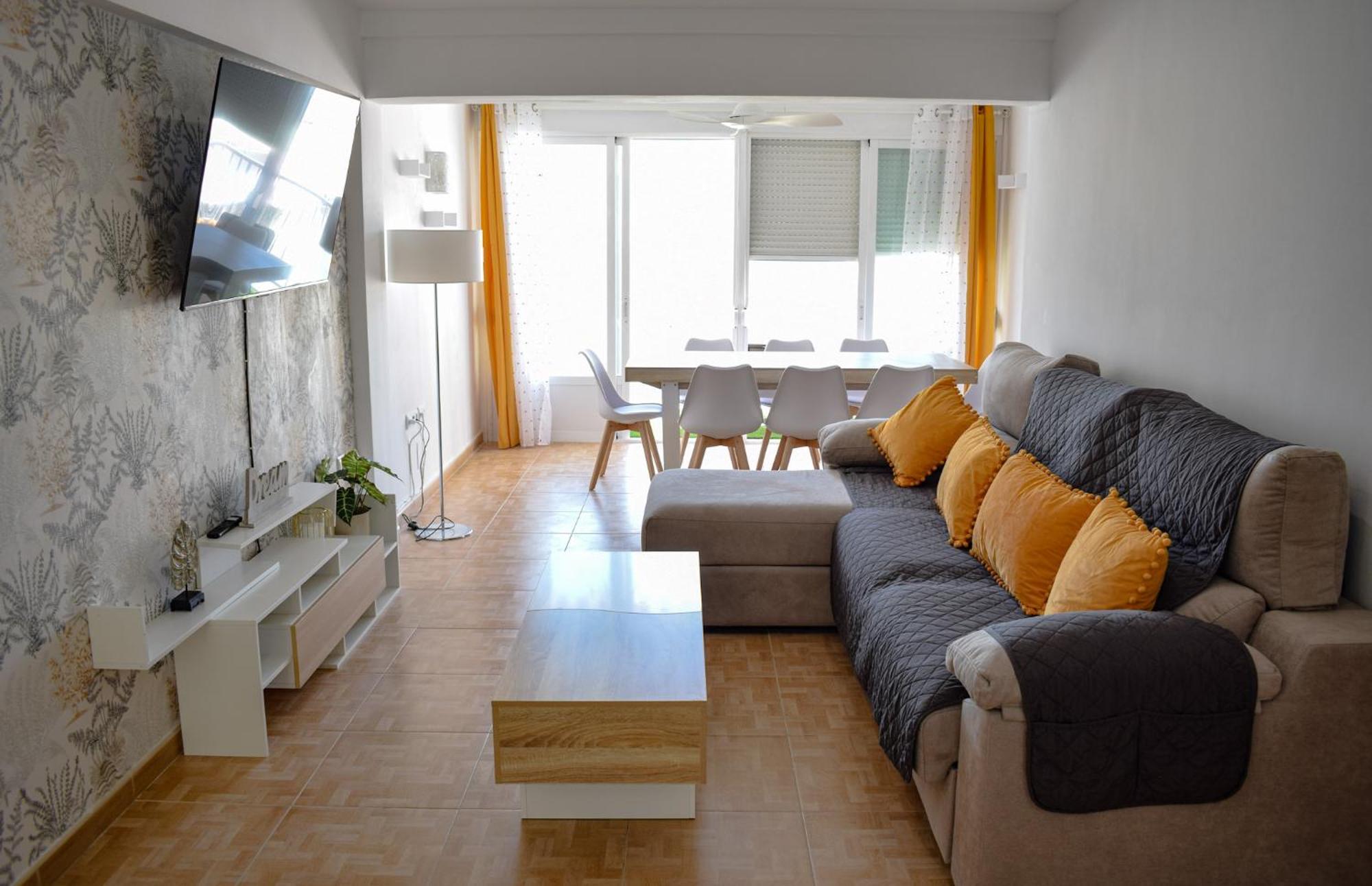 Three-Bedroom Deluxe Apartment