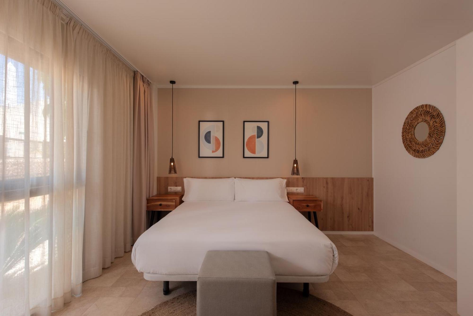 Two-Bedroom Adapted Pool Villa Balcony Resort View