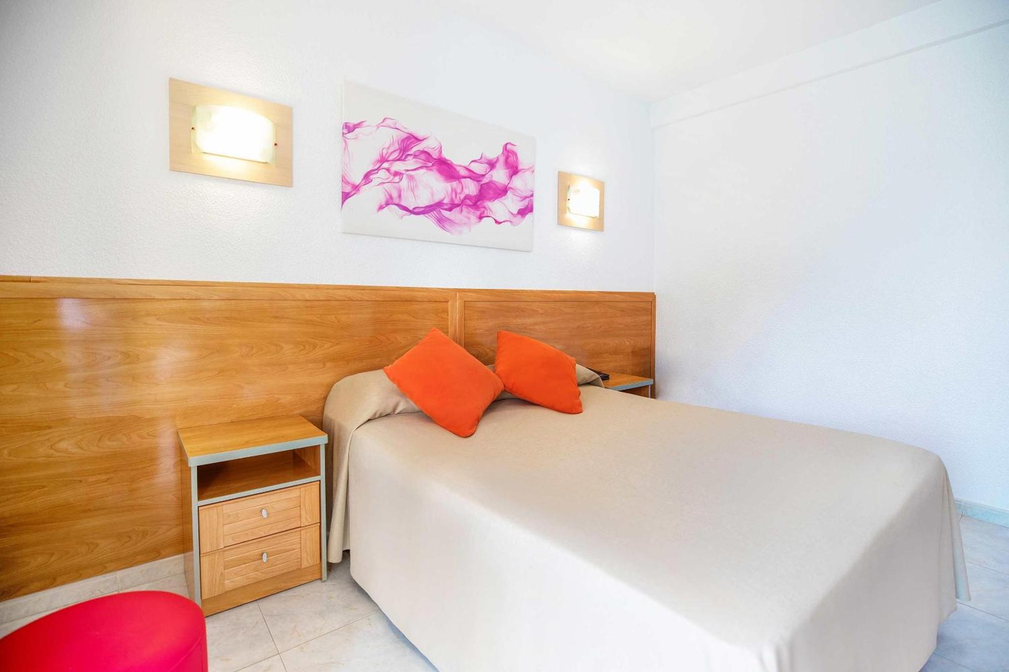 Double or Twin Room Pool View