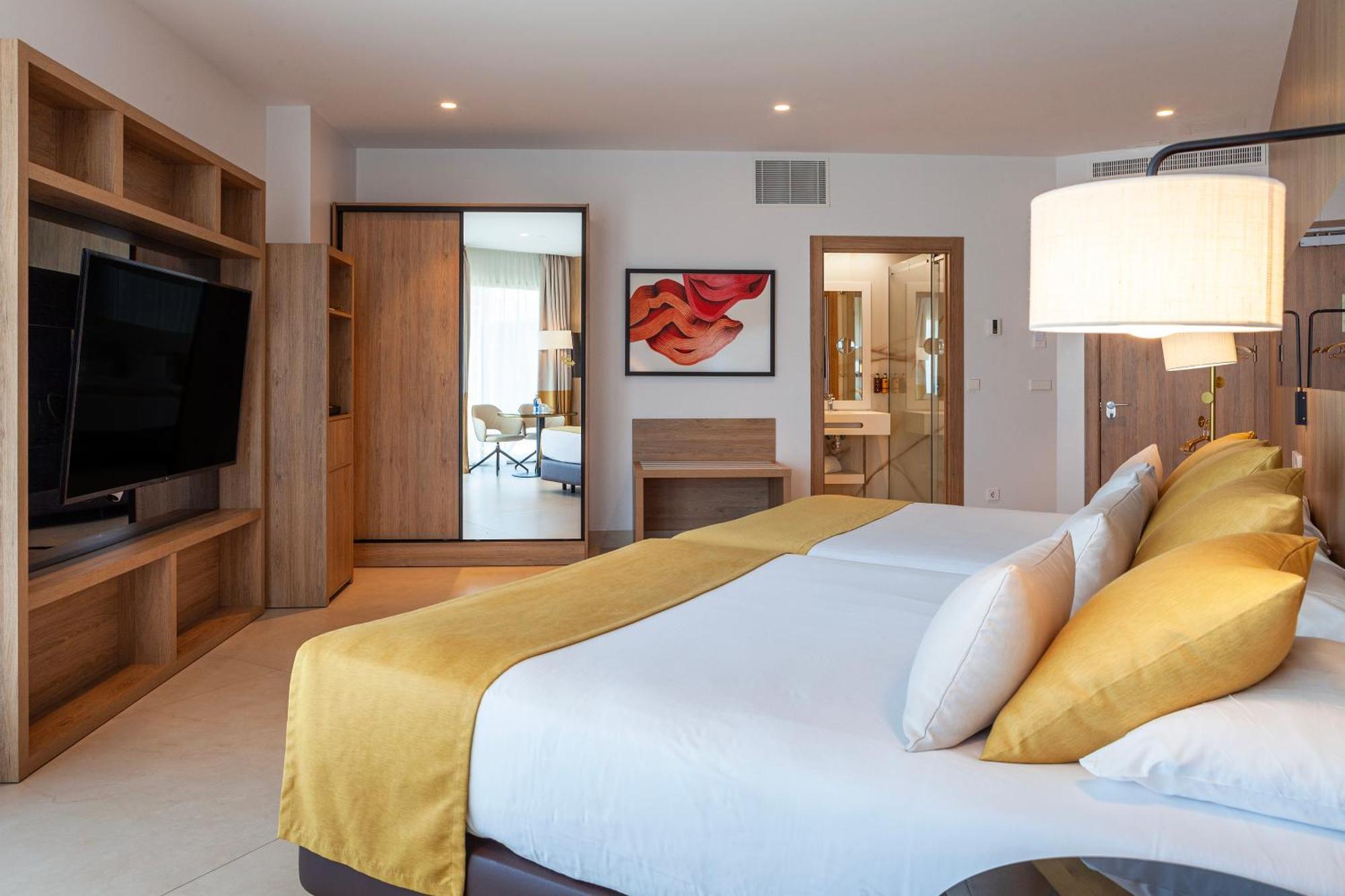 Executive Queen Room Two Queen Beds