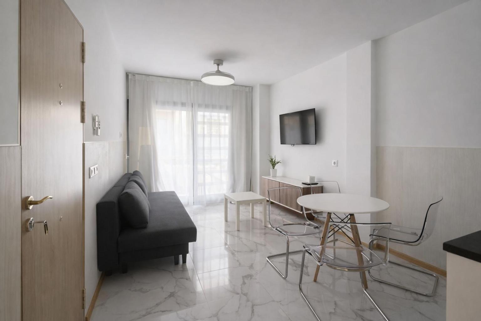 Deluxe One-Bedroom Apartment
