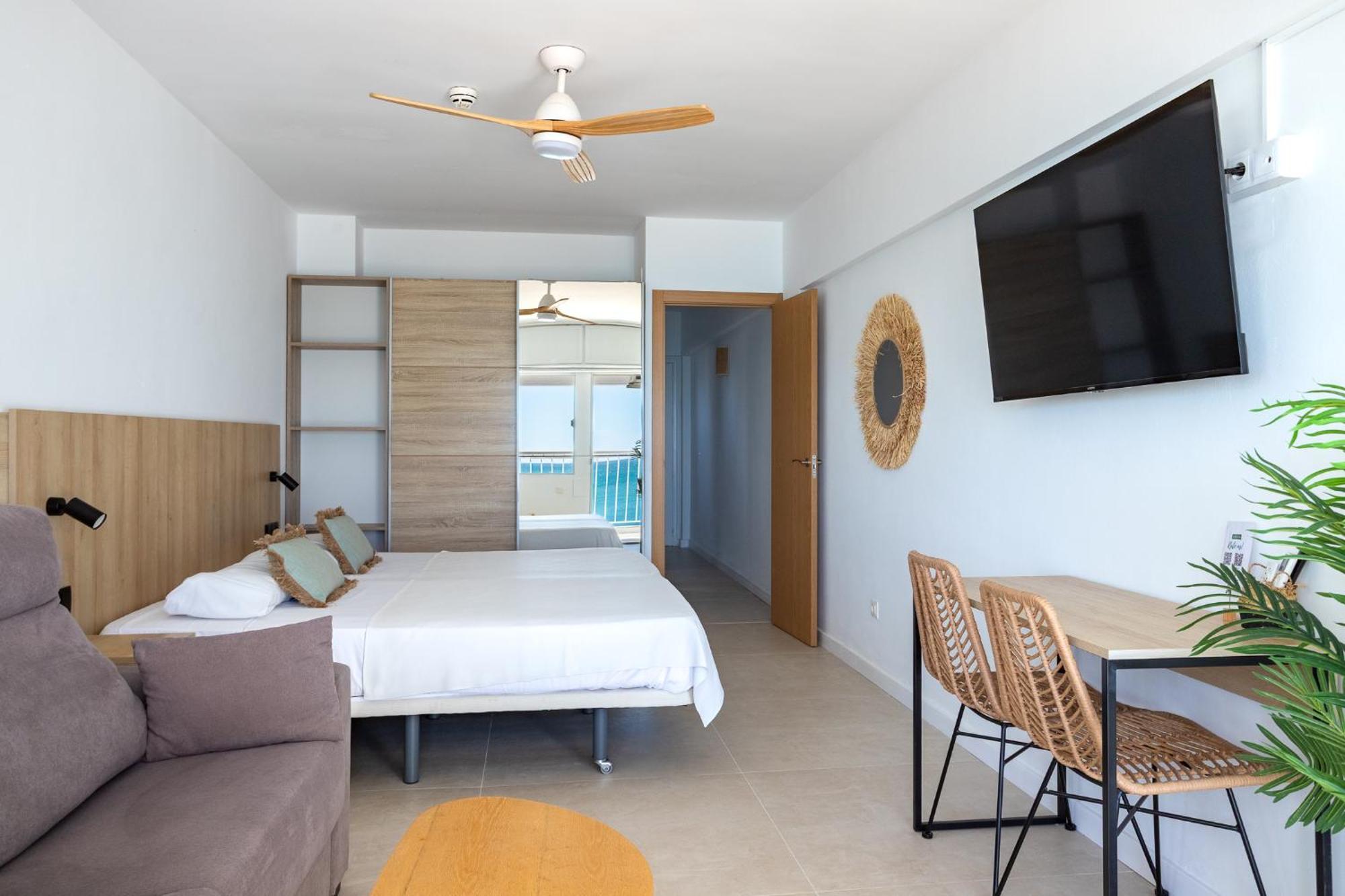 Studio Apartment Sea View Upper Floor