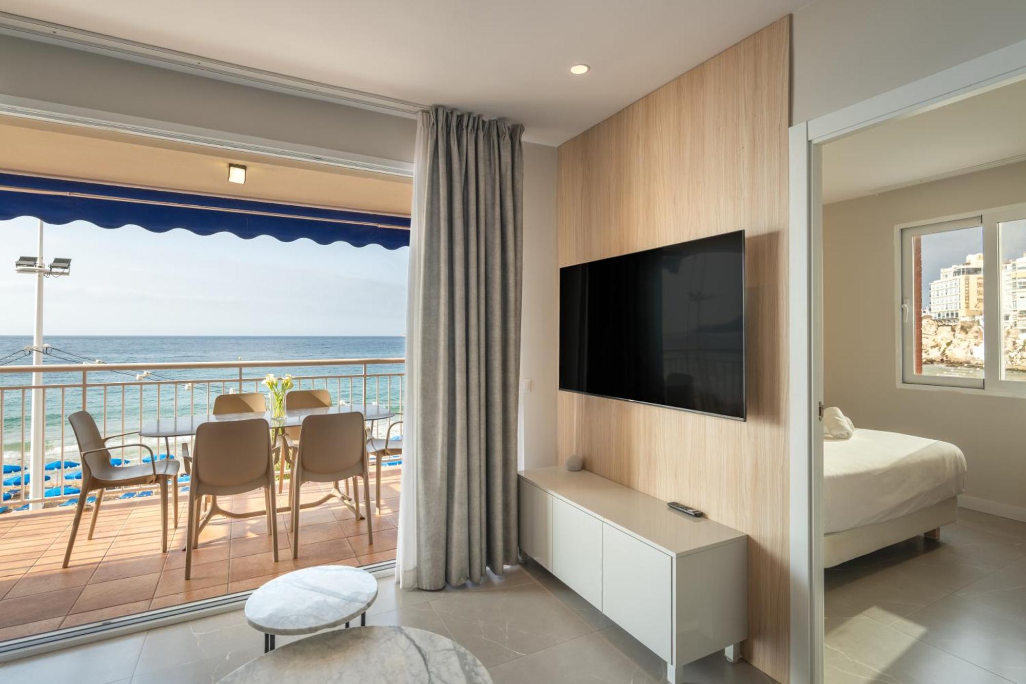 Four Bedroom Apartment Front Sea View