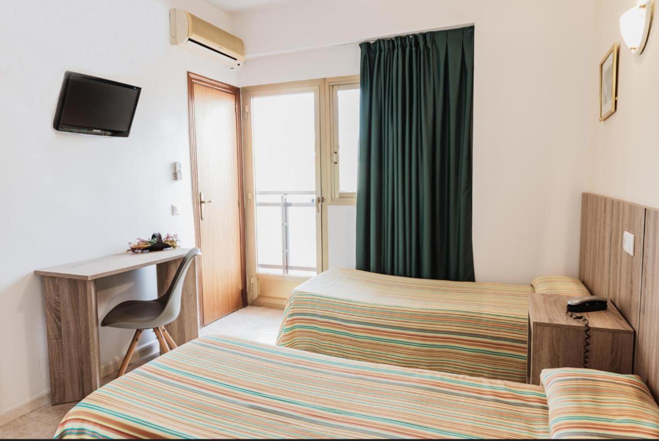 Standard Double or Twin Room Balcony