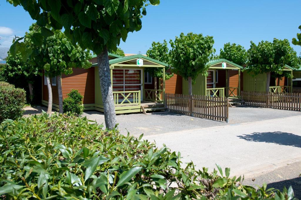 2 Bedroom Cabin