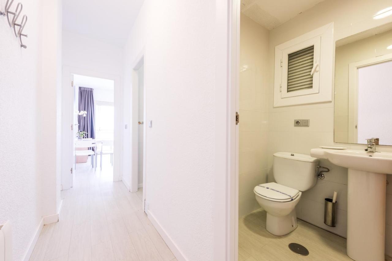 One-Bedroom Apartment Sea View