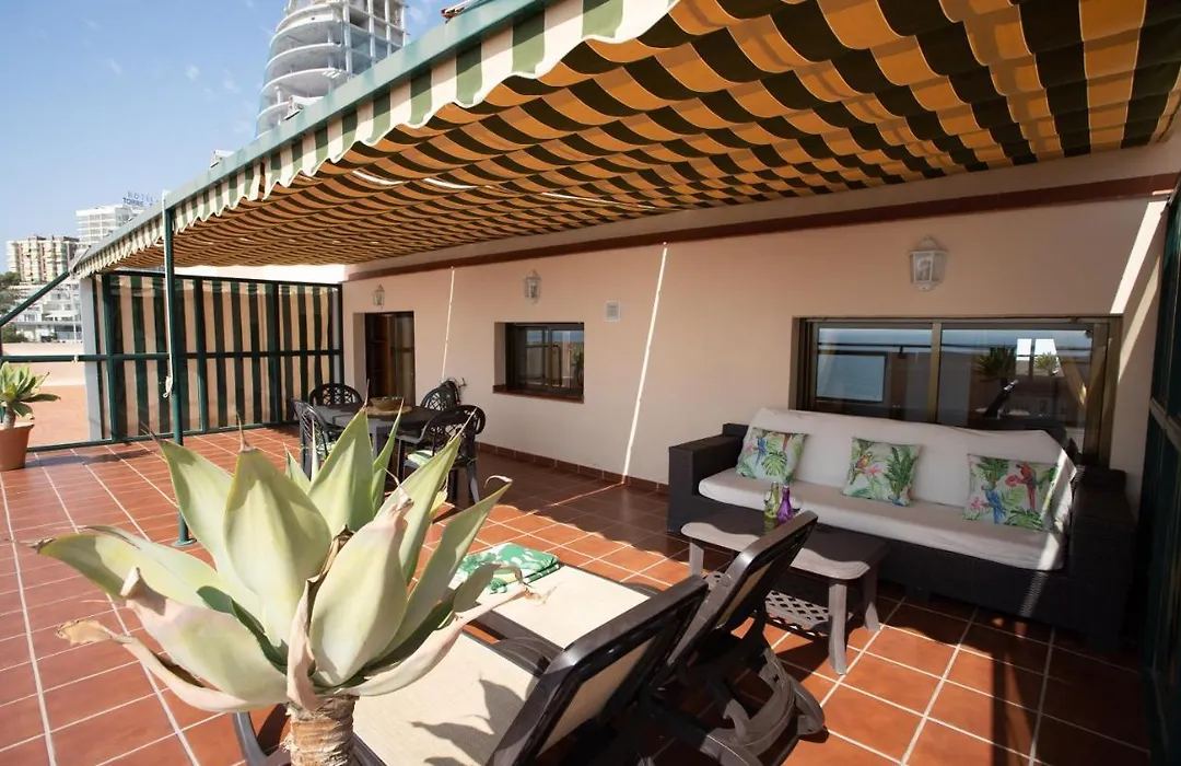 Apartamentos María Cristina Beach-1