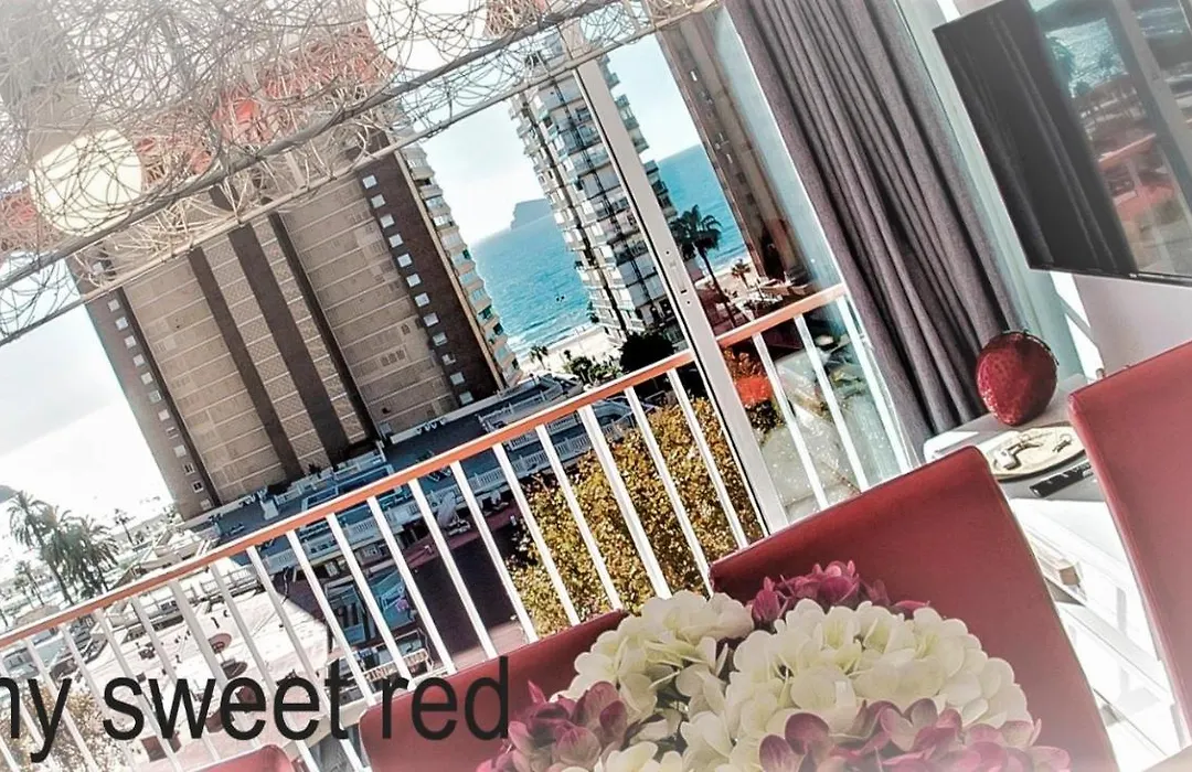 My Sweet Red Apartment-1