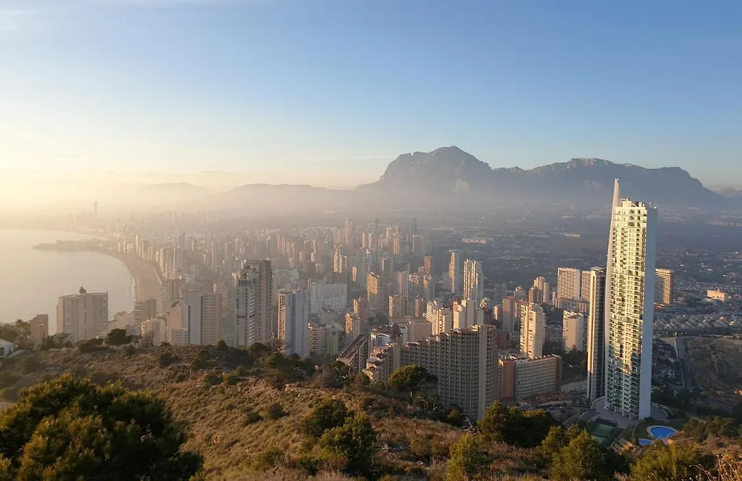 Edificio Cadiz Benidorm-1