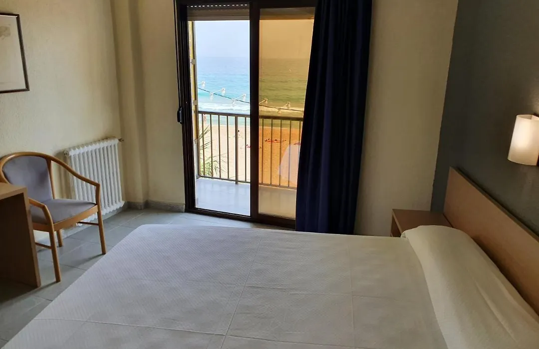 Hotel Bilbaino-1