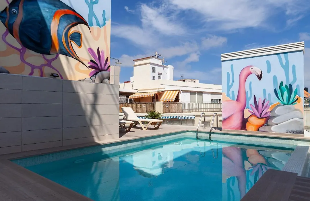 Apartamentos Mayal Con Piscina-1