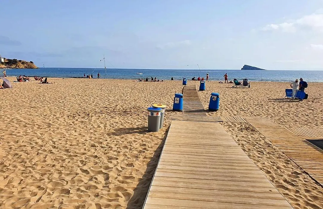 First Line Apartment With 3 Bedrooms And Seaviews-1