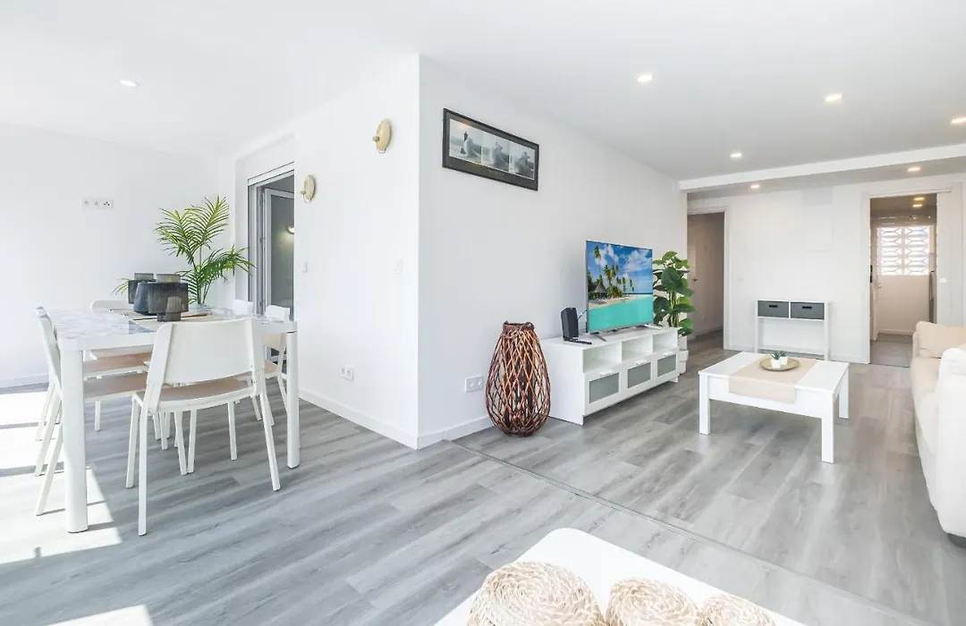Copacabana Apartment 4-C Levante Beach-1