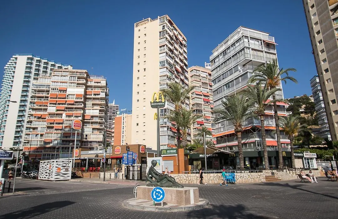 Apartamentos Las Carabelas-1