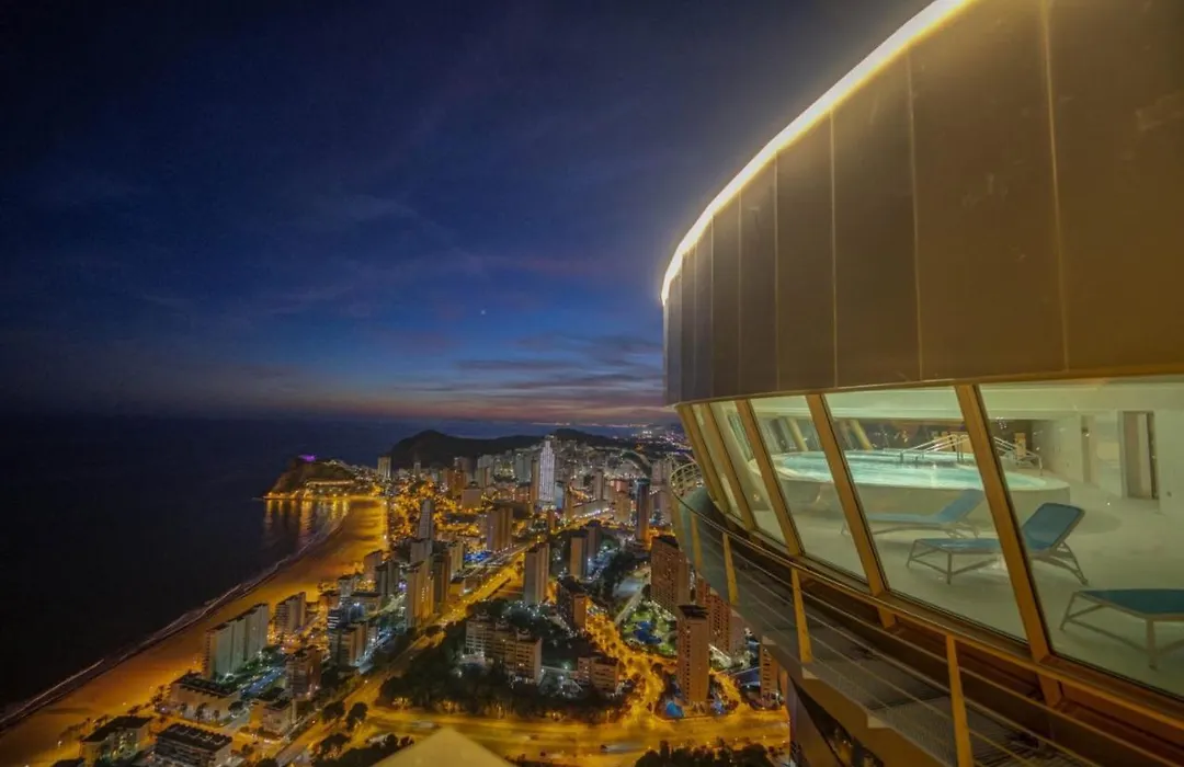 Intempo Residential Sky Resort & Spa - Benidorm, Espana-1