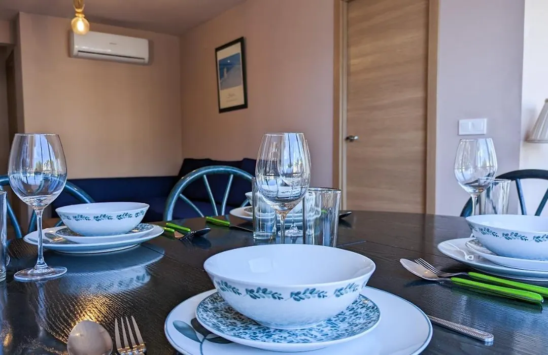Galeon Sea View Apartment-1