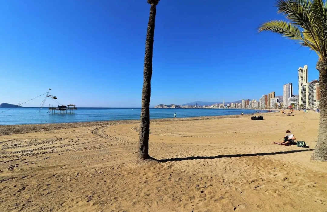 Luxurious 2-Bedroom Apt With Stunning Views, 1St Line On Levante Beach, Benidorm-1