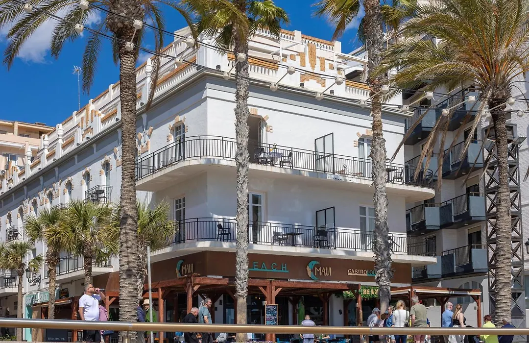 Apartamentos Senabre Palais-1