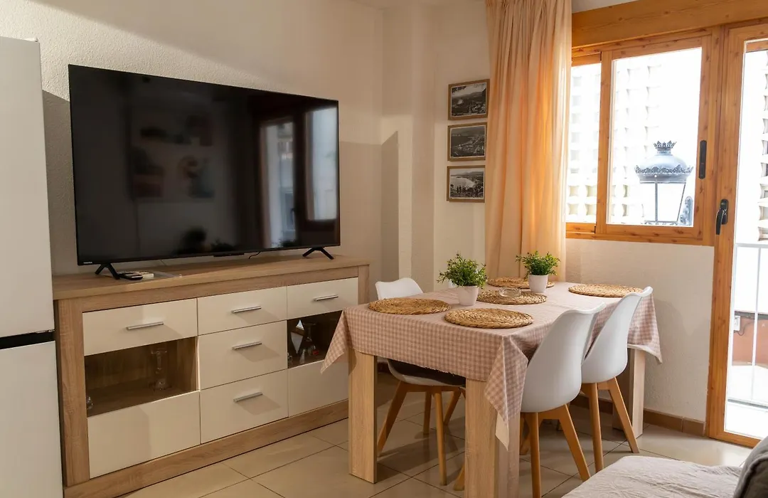 Apartamento En El Centro A Un Minuto De La Playa-1