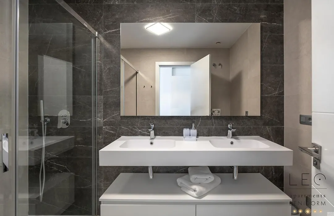 Sunset Cliffs Wellness & Spa By Leo Apartments Benidorm-1