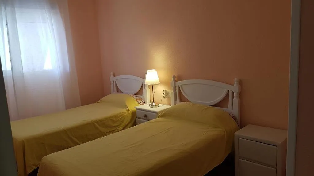 PLAYA LEVANTE BENIDORM-Apt, Alhambra, AIRE ACOND, PISCINA-WIFI-máximo 5 adul-1 niño ,-NO GRUP, JOVENES- Parking 10eur día-1
