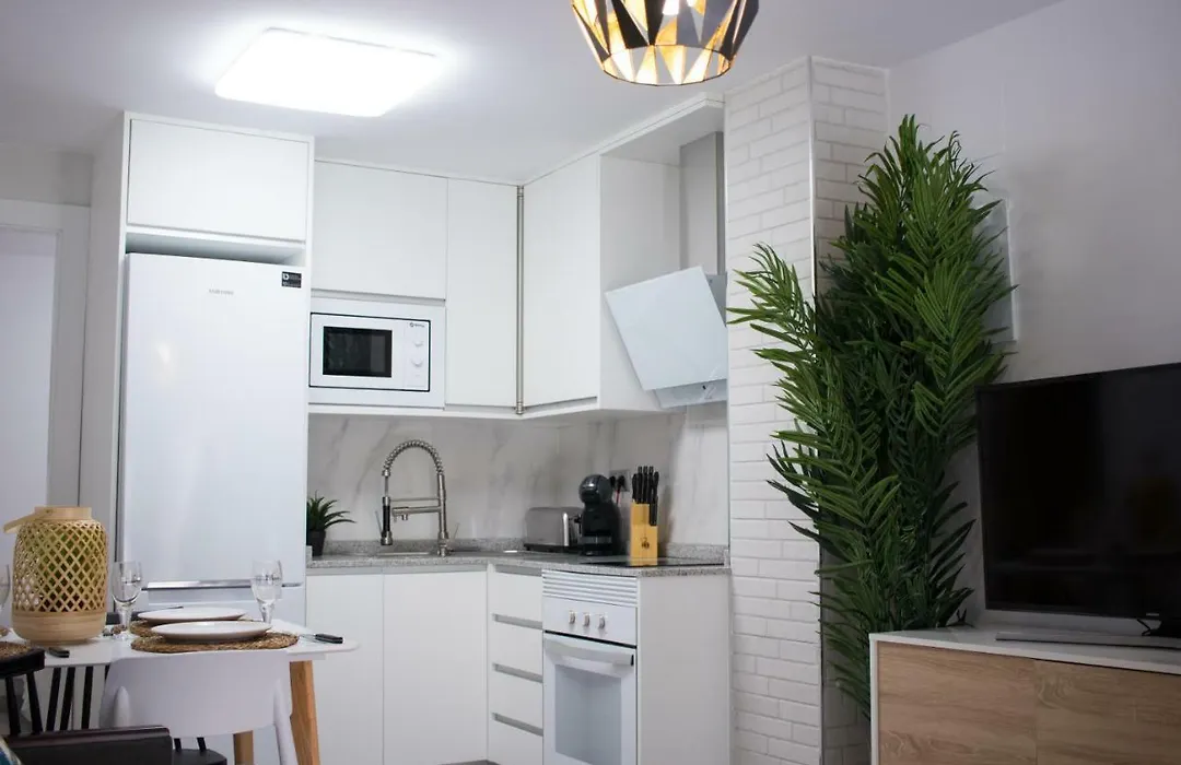 Apartamento En El Centro A Un Minuto De La Playa-1
