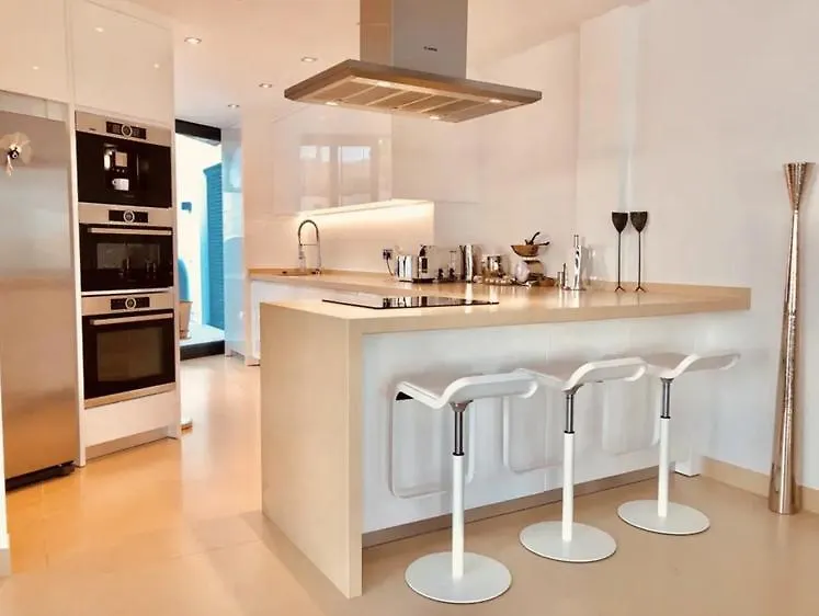 Luxurioeses Apartment In Benidorm Mit Pool-1