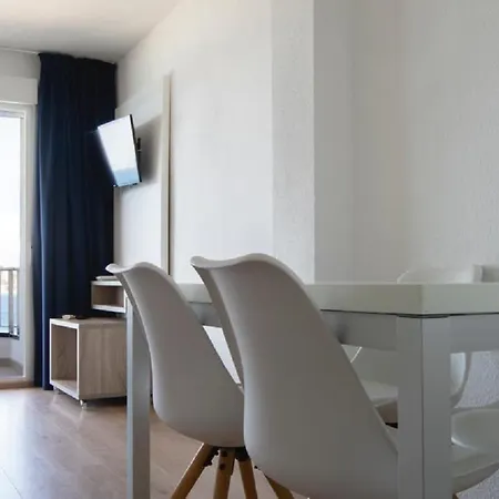 Apartamentos La Mar-2