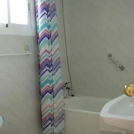 Bermudas Studio - Zand Properties-3