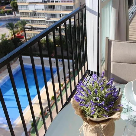 Lantana Suite-Turis Benidorm-3