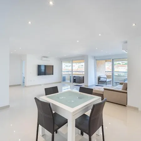 Premium Apartment-3