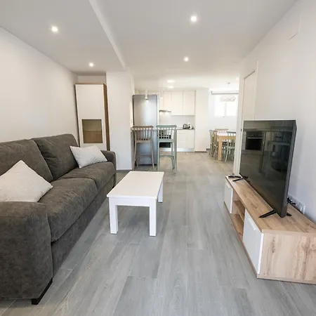 Apartamento con terraza a 1 minuto de la playa-3