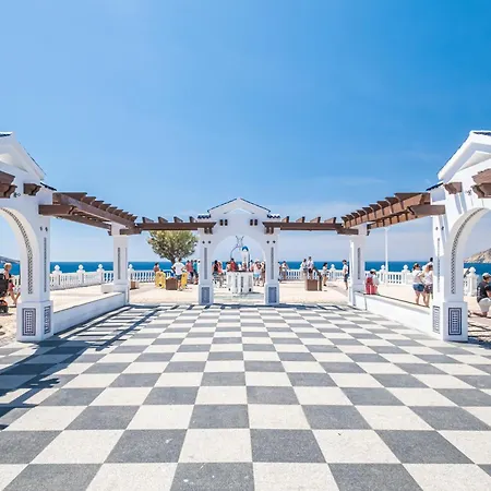 Penthouse Ancla 461 Levante Beach-2