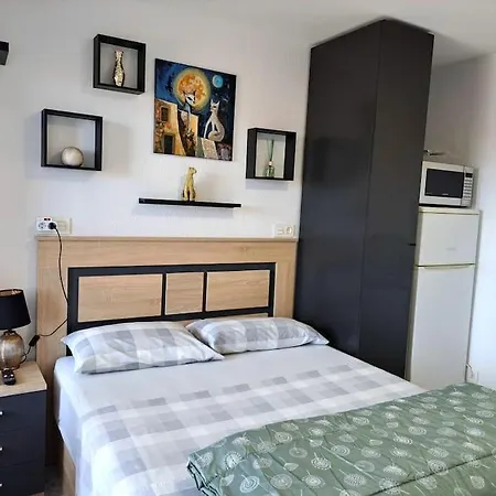 Studio In Benidorm With Sea View-3