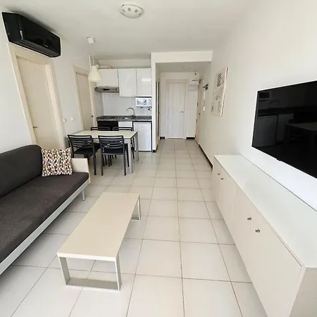 Apartamentos Maria Victoria-2