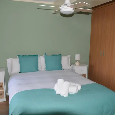 Apartamentos Playa Pequena-3
