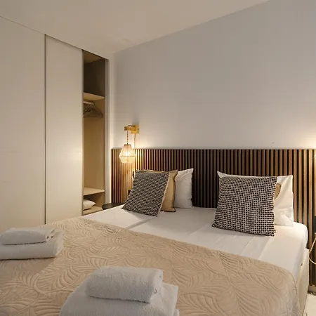 Sunset Cliffs Residence By Leo Apartments-2